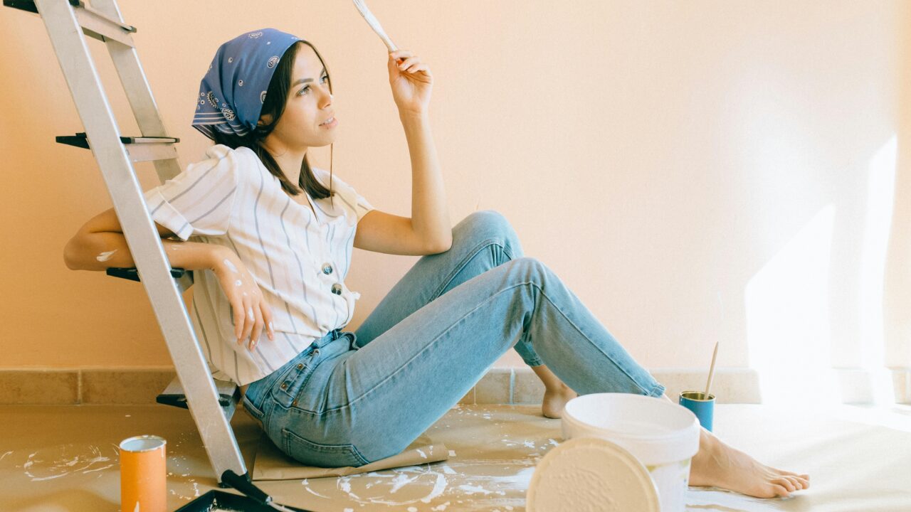 Best Color Combinations for a Beautiful Living Space